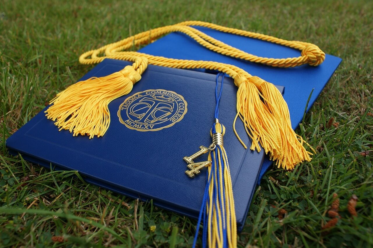 Find ways to save money when you fund College education – Unique Financial Advisors
